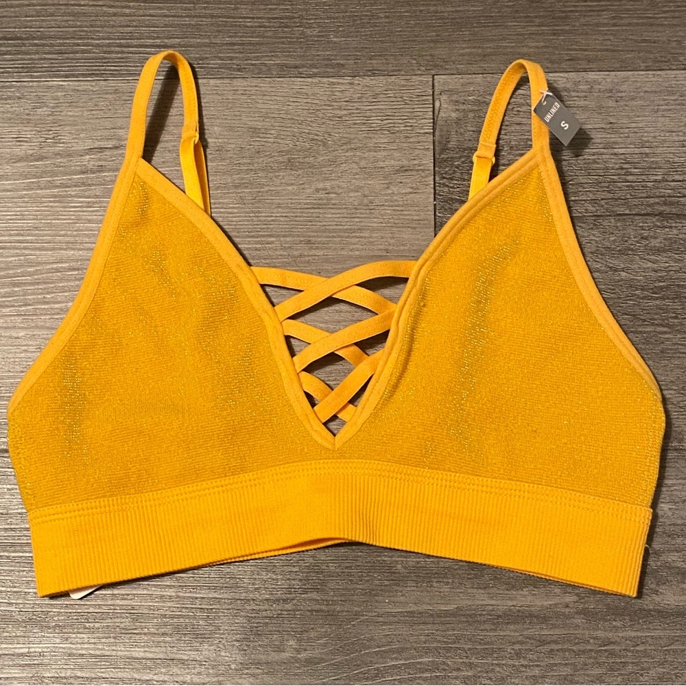 VICTORIA SECERT BRALETTE - Picture 1 of 5